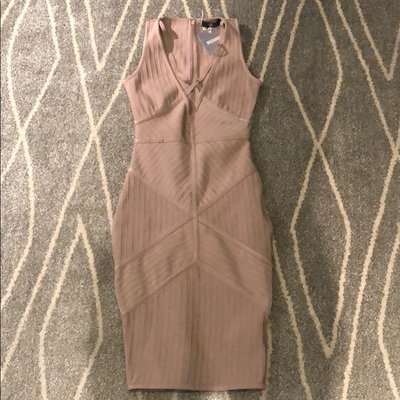 Missguided Dresses & Skirts - Misguided dusty rose bodycon dress